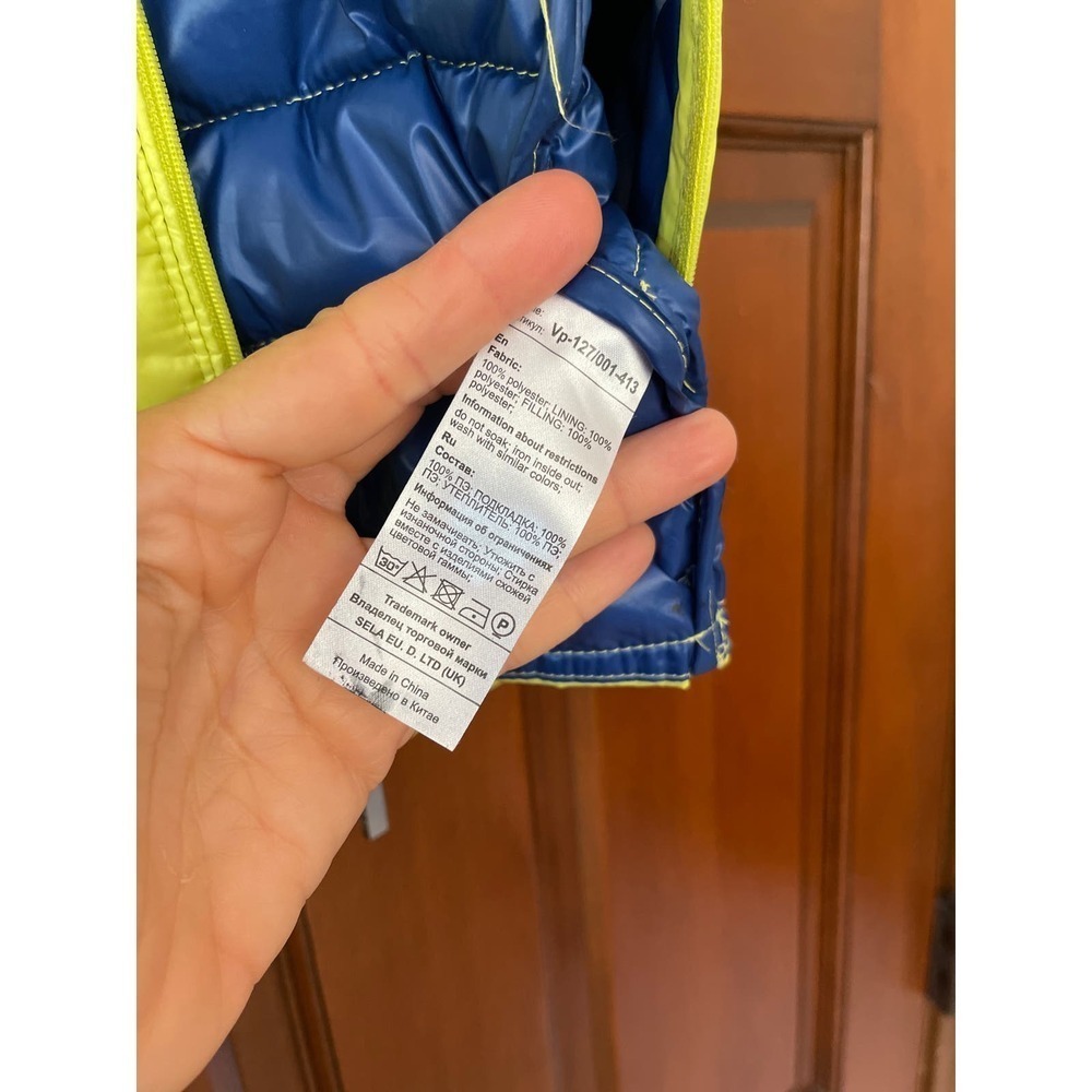 SELA PACKABLE PUFFER VEST SMALL - Picture 4 of 5